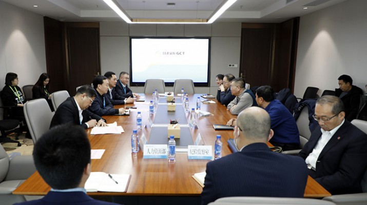 省發(fā)改委培訓(xùn)中心資產(chǎn)、甘肅西湖培訓(xùn)服務(wù)大廈、蘭州北山綠化試驗場交接儀式在甘肅文旅集團舉行