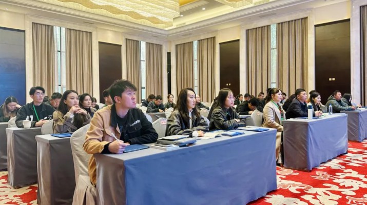 甘肅新型經(jīng)營(yíng)主體數(shù)字化技能應(yīng)用能力提升專(zhuān)題培訓(xùn)班在甘肅文旅集團(tuán)武威實(shí)訓(xùn)基地圓滿(mǎn)結(jié)業(yè)